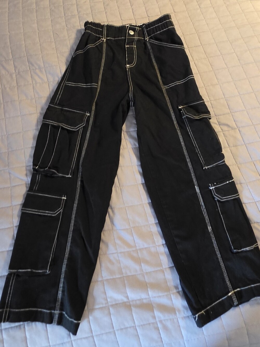 Urban Kids sz M 10/12 Black Cargo Pants with Contrast White Stitching